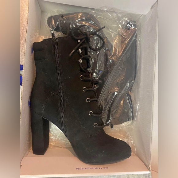 Women’s size 8 call it spring booties - Picture 6 of 6